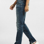 Men Blue Low-Rise Low Distress Heavy Fade Stretchable Jeans